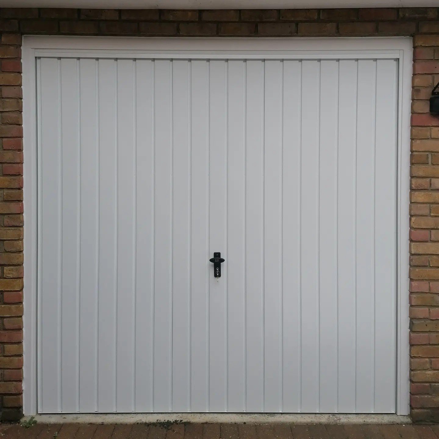 garage door installs in essex